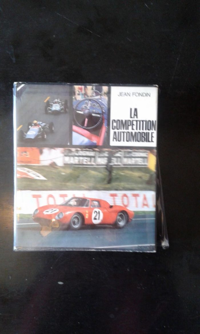 Compétition automobile Rondin livre