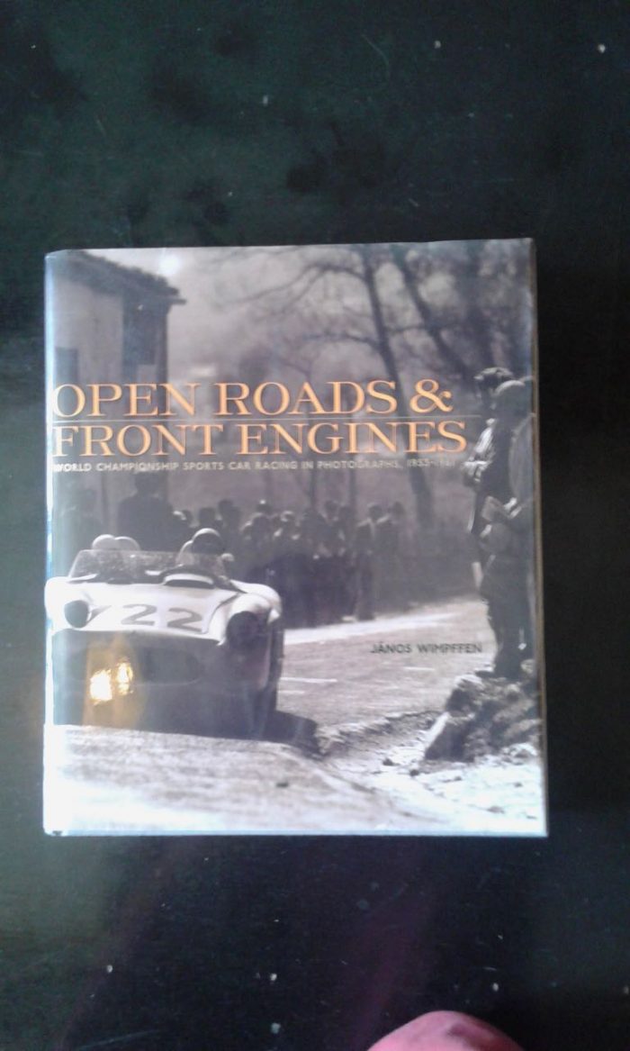 Open roads front engines livre