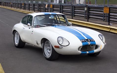 JAGUAR TYPE E