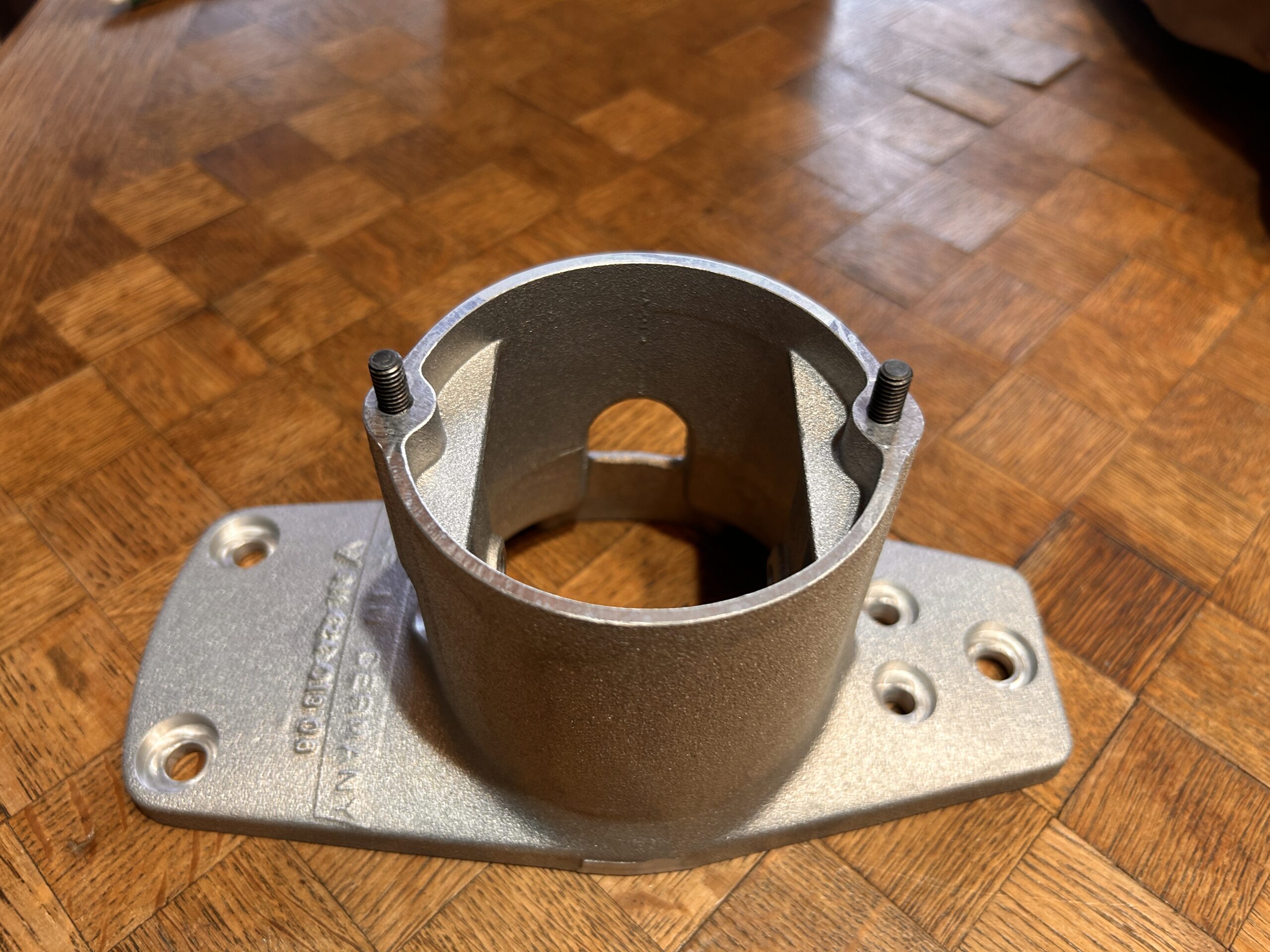 Porsche 911 embase 915